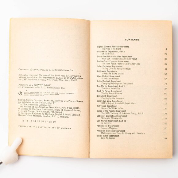 1963 William Gaines /‎ We're Still Using that Greasy MAD Stuff Vintage Book - Picture 4 of 5